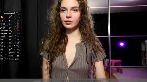 Sasha  wait you here 6 of November. will celebrate my B- day online show from December 14, 2:23 pm