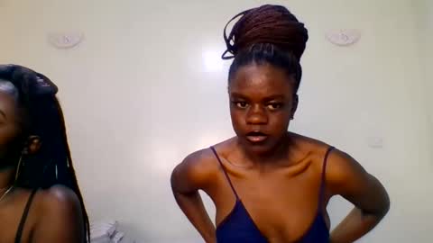 purple_honey1 online show from May 8, 4:12 pm