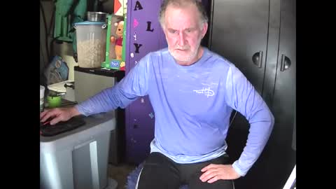 Snapshot of pussy_licker0127 chatting on December 11, 7:14 pm Mark online show from December 11, 7:14 pm