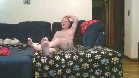 Snapshot of pussy_licker0127 chatting on September 26, 5:43 pm Mark online show from September 26, 5:43 pm