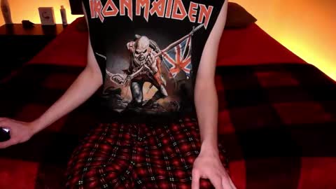 pussylover2182 online show from March 16, 5:32 am