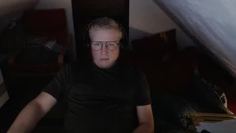 Snapshot of pussylovercb chatting on September 24, 6:25 pm pussylovercb online show from September 24, 6:25 pm