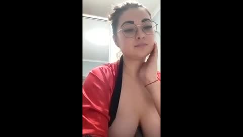 Alice online show from December 22, 4:25 pm