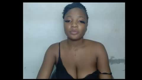 pussyxwetx online show from June 10, 8:13 am