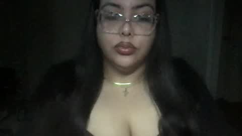 Prettypink Tinyhole online show from January 6, 12:13 pm