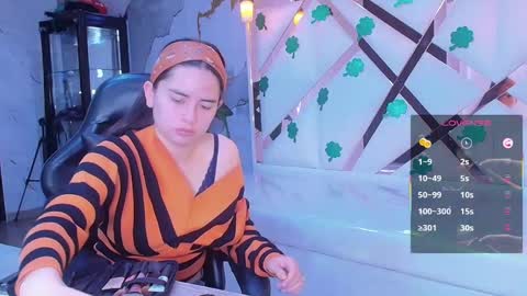 Qetsyah online show from March 24, 2:12 pm