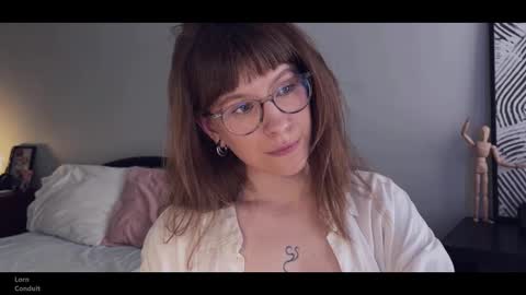    online show from September 18, 2:21 pm