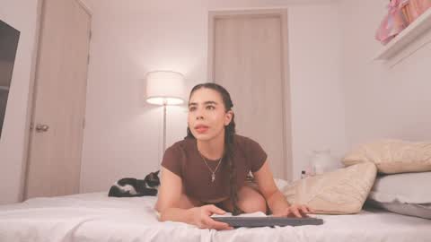 Sofia online show from April 3, 4:19 am