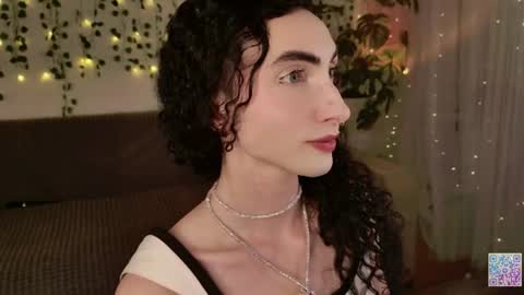 queen_of_tease online show from July 8, 3:43 am