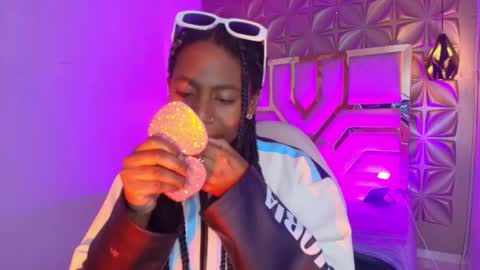   online show from February 26, 12:19 pm