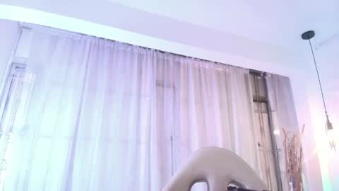   online show from June 9, 12:05 pm