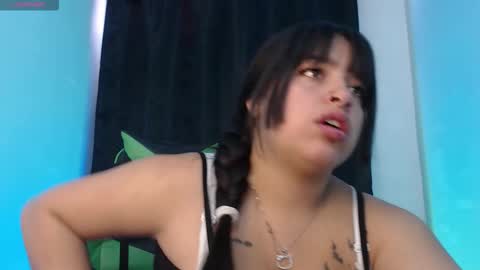 Snapshot of queen_salomme chatting on October 10, 12:00 pm queen_salomme online show from October 10, 12:00 pm