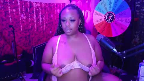 Queen Cherise Roze online show from May 27, 2:19 am