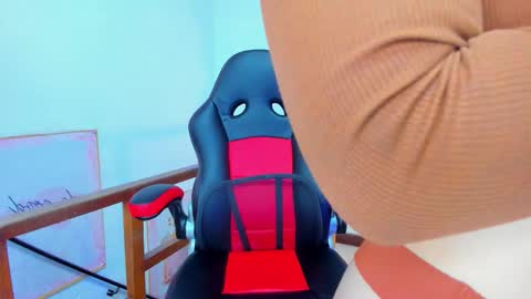 Queen online show from December 4, 7:02 pm