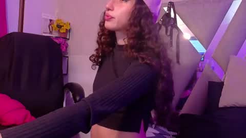 QUEENJEENN online show from July 29, 12:32 am
