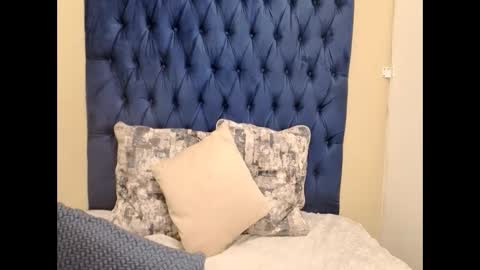 queenkarmax online show from May 18, 12:22 pm