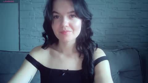 QueenOfModels online show from February 1, 7:27 am