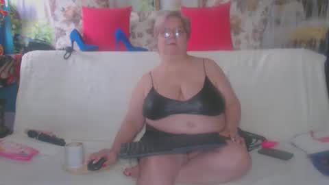 QueenPammy online show from September 22, 7:56 am