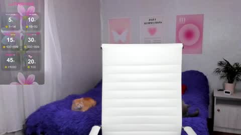 Anna online show from April 9, 7:36 am