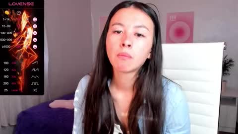 Snapshot of queitsharm_ chatting on September 24, 5:58 am Anna online show from September 24, 5:58 am