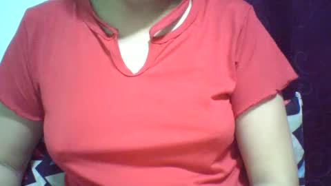 lyka mae online show from December 17, 7:39 am