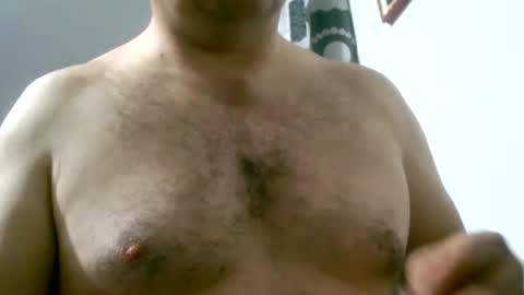 Snapshot of querubinrebelde chatting on January 28, 1:50 am Don Ramon online show from January 28, 1:50 am