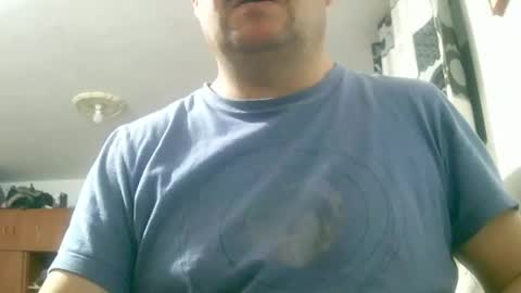 Snapshot of querubinrebelde chatting on October 31, 12:44 am Don Ramon online show from October 31, 12:44 am