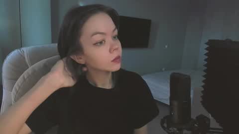 quietluxury online show from March 12, 12:53 pm