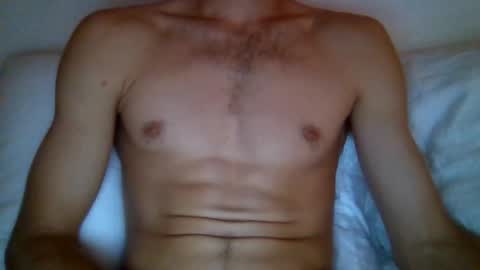 Snapshot of quiii1103 chatting on October 4, 2:31 am quiii1103 online show from October 4, 2:31 am