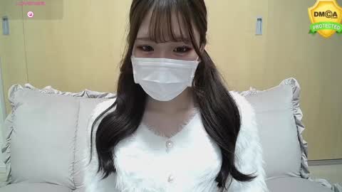 qxmireixp online show from February 5, 9:25 am