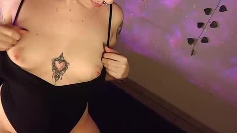 Rabbit Snake online show from October 12, 2:26 am