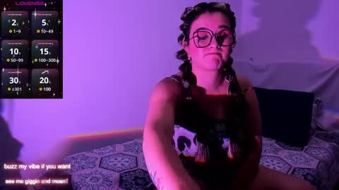 Rachel Foss online show from December 23, 10:44 pm