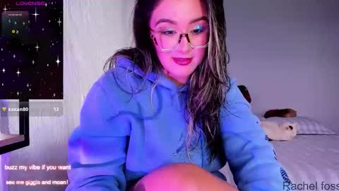 Rachel Foss online show from October 15, 8:53 pm