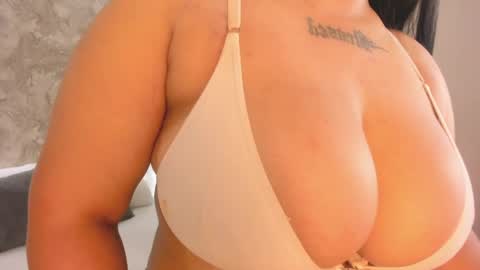 R A C H E L   online show from April 15, 2:37 am