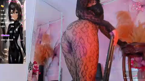 rachel_jamesx online show from August 9, 6:12 pm