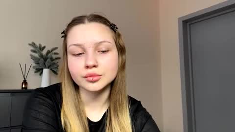 Alex online show from February 12, 12:42 pm