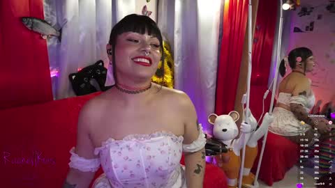 Snapshot of rachellkors_ chatting on March 11, 7:46 am rachellk online show from March 11, 7:46 am