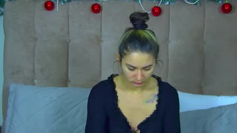 RachellSimpson online show from December 17, 6:36 pm