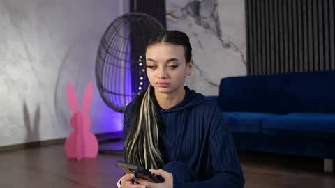 Ann online show from April 8, 4:48 am