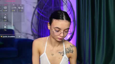 Ann online show from October 22, 5:21 am