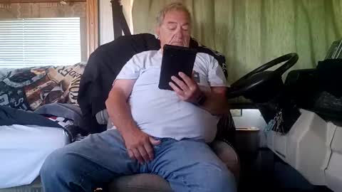 Radioman for fun online show from April 23, 3:02 pm