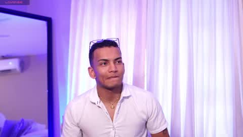 rafa_cruz online show from April 14, 3:37 pm