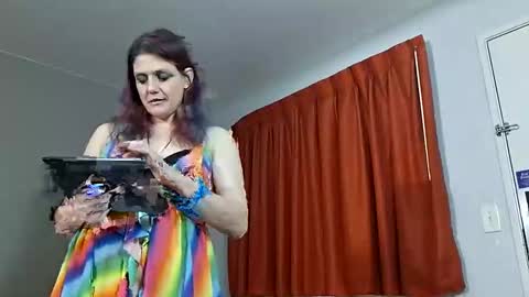 rainbowbrooke79 online show from November 20, 8:35 am