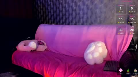 Snapshot of rainbowpony420 chatting on February 8, 6:22 pm Joline and Alexa online show from February 8, 6:22 pm