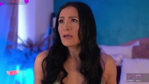 RaisaVawn online show from November 19, 7:18 am