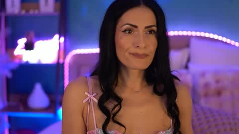 RaisaVawn online show from March 30, 6:02 am