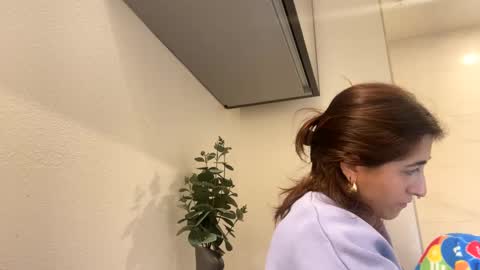 Ray Ray online show from January 18, 4:15 am