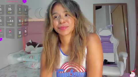  Nina  online show from November 12, 5:32 am