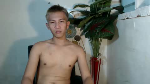 Snapshot of ralfhuge24 chatting on September 15, 10:55 pm ralfhuge24 online show from September 15, 10:55 pm