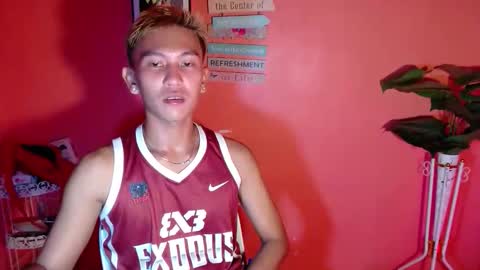 Snapshot of ralfhuge24 chatting on October 17, 4:55 pm ralfhuge24 online show from October 17, 4:55 pm